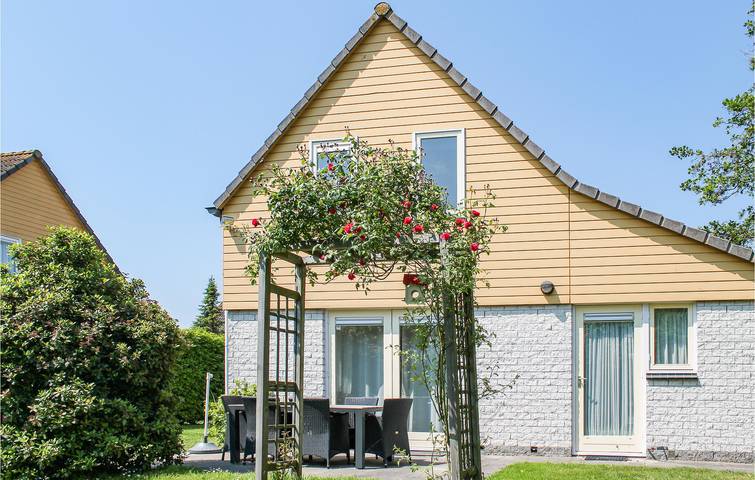 Ferienhaus für 6 Personen, mit Garten und Sauna