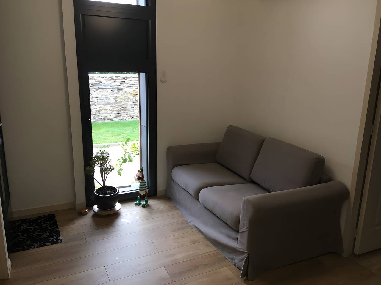 Bed and Breakfast for 2 people with yard in Les Ponts-de-Cé, Loire Valley