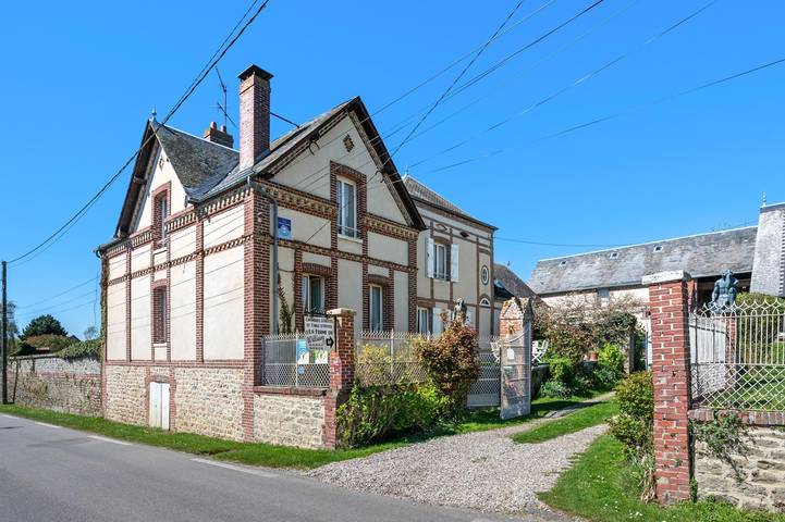 Chambre d’hôte pour 4 personnes, avec Terrasse et Jardin