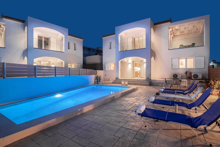 Villa voor 6 personen, with Balkon and Terras as well as Tuin in Planos