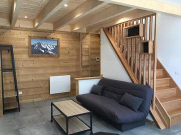 Gîte pour 6 personnes, avec balcon et vue à Frasne