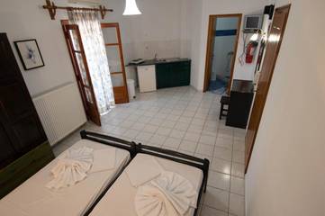 Ferienwohnung für 2 Personen, mit Garten und Ausblick, mit Haustier auf Skiathos