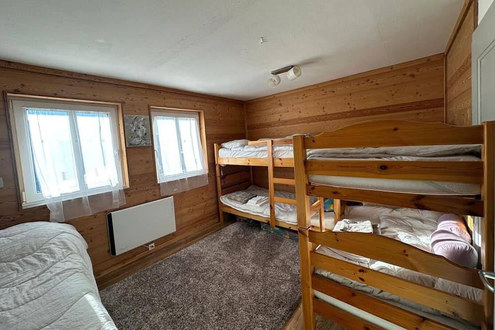 Ganze Wohnung, Funktionale Wohnung im Zentrum des alten Dorfes Chandolin, für 2 bis 4 Personen.Außenbereich: 2,5-Zi in Chandolin, Anniviers