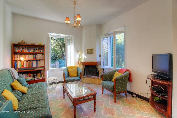 Gîte pour 4 personnes, avec Jardin et Vue à Levie - 4