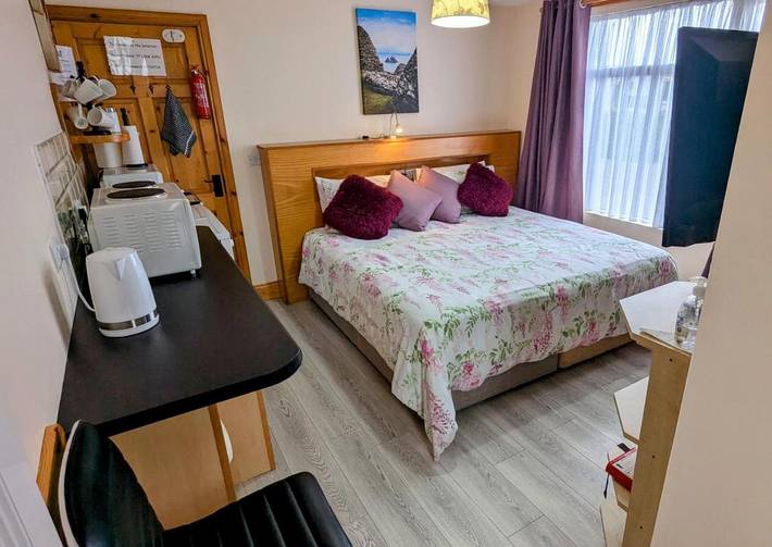 Holiday rental for 2 people, with Garden and View in Portmagee