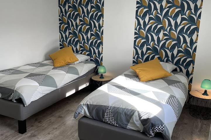 Location de vacances pour 6 personnes, avec terrasse ainsi que jacuzzi et jardin à Lestre - 2