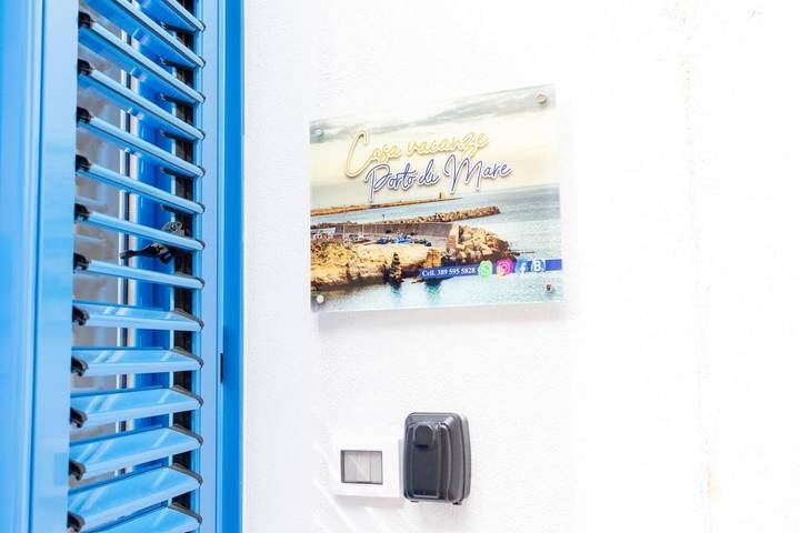 Appartement entier, Appartement 'Porto Di Mare' avec vue mer, Wi-Fi et climatisation in Spiaggia di Magaggiari, Terrasini