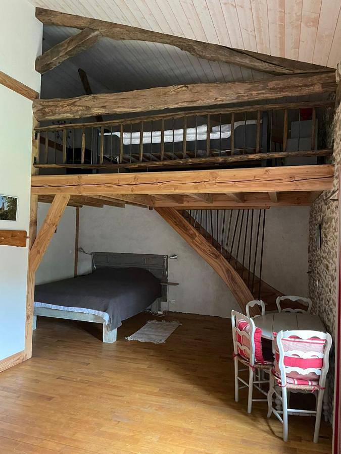 Location de vacances pour 3 personnes, avec balcon ainsi que jardin et vue à Andouque - 3