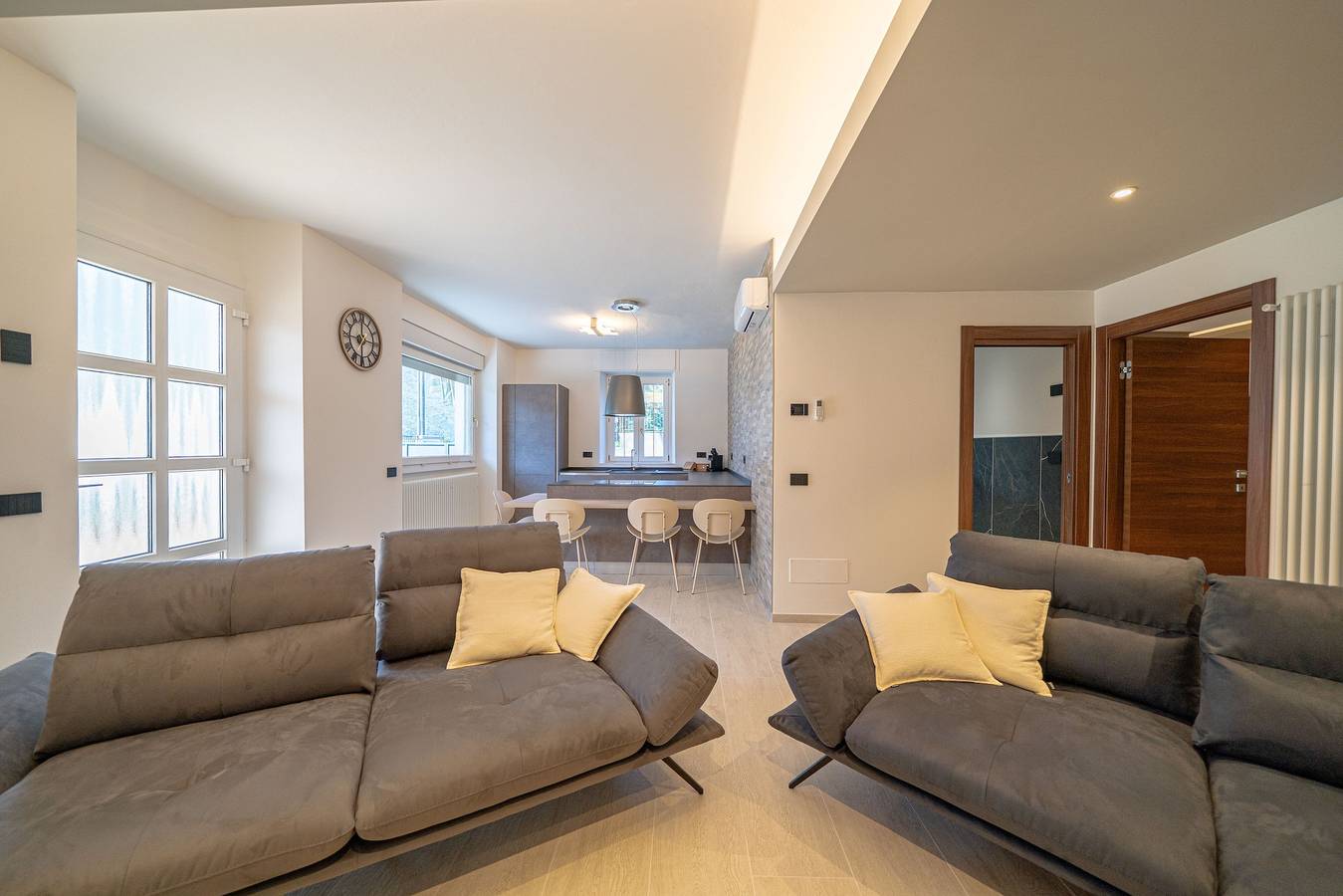 Ganze Wohnung, Apartment 'Ambra Suite' mit Bergblick, Wlan und Klimaanlage in Postalesio, Bernina-Alpen
