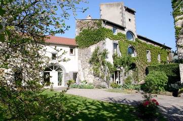 Chambre d’hôte pour 3 personnes, avec jardin dans Mozac