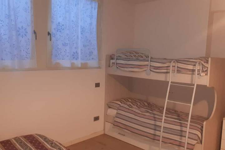 Ferienhaus für 5 Personen, mit Balkon und Garten sowie Pool, mit Haustier in Malcesine - 2