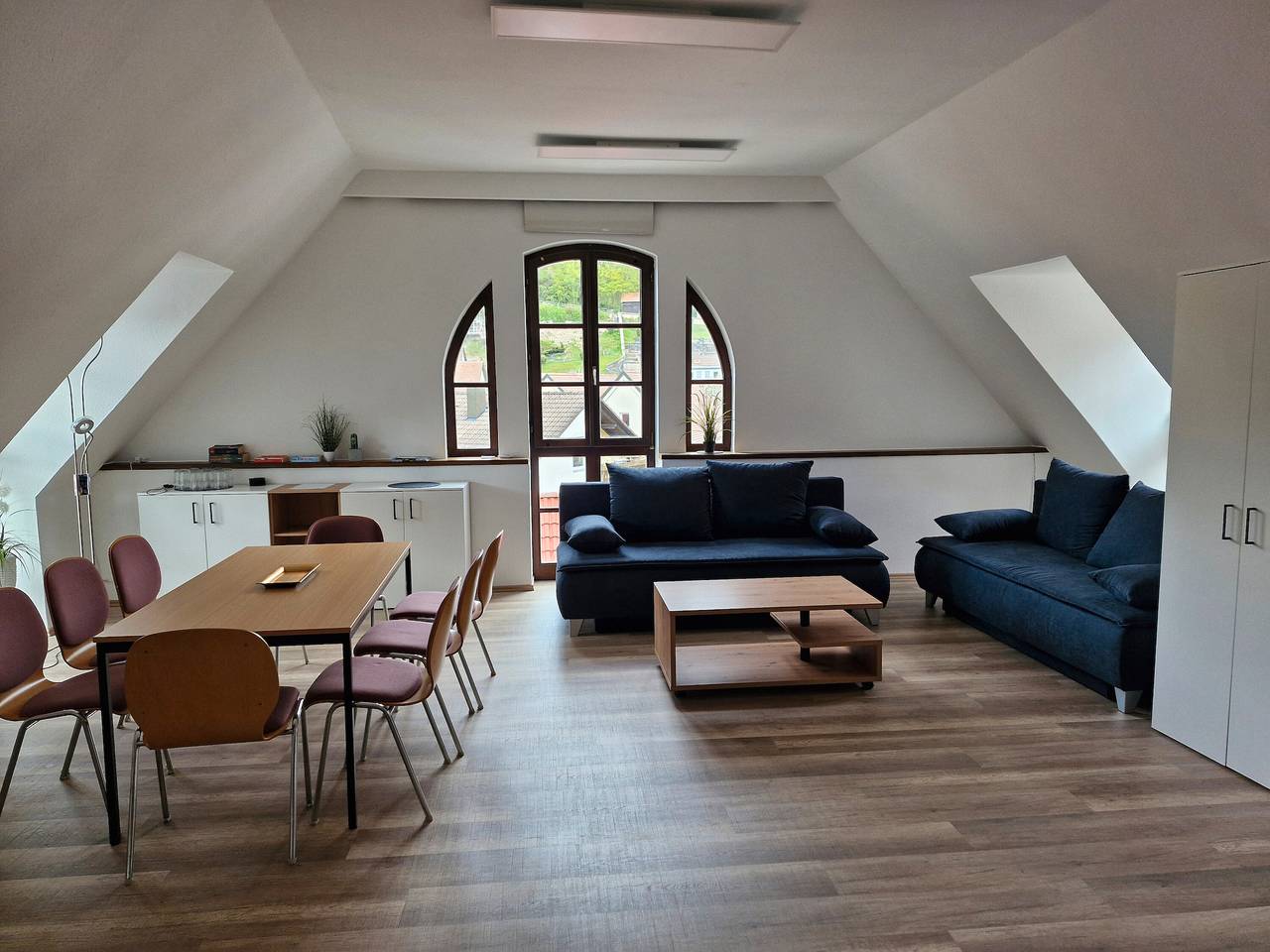 Ganzes Studio, Studio 'Fernblick' mit Bergblick und Wi-Fi in Pottenstein, Frankenalb