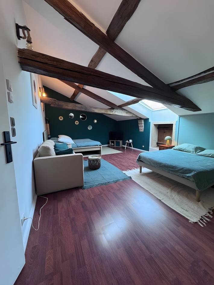 Chambre d’hôte pour 4 personnes, avec Jardin et Bassin pour enfant en Bourgogne