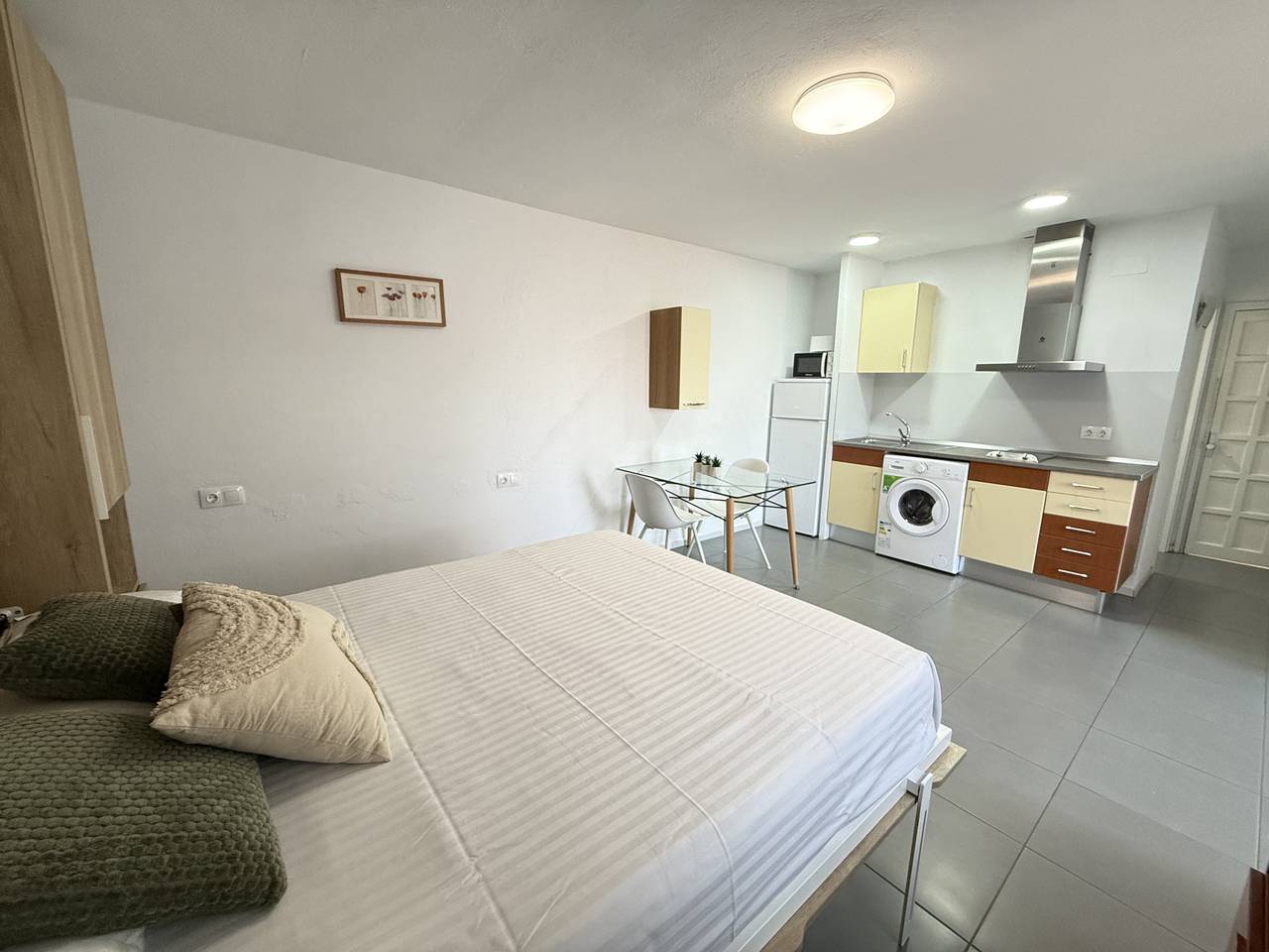 Gehele studio, Studio voor 2 personen met balkon/terras in Roses Centre, Roses