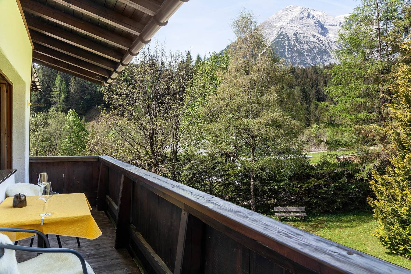 Ganze Wohnung, Ferienwohnung W7 Haus Ganghofer mit Bergblick, Balkon und Wlan in Leutasch, Innsbruck Land