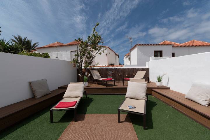 Villa pour 12 personnes, avec balcon et piscine à Arona - 3