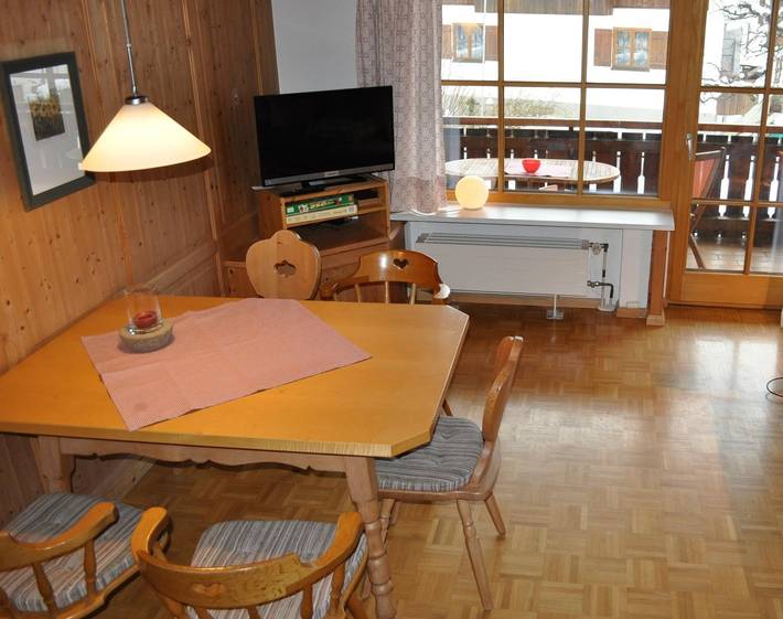 Entire holiday apartment, Ferienwohnung Rotspitze - 60 qm - 2 Schlafzimmer in Bad Oberdorf, Bad Hindelang
