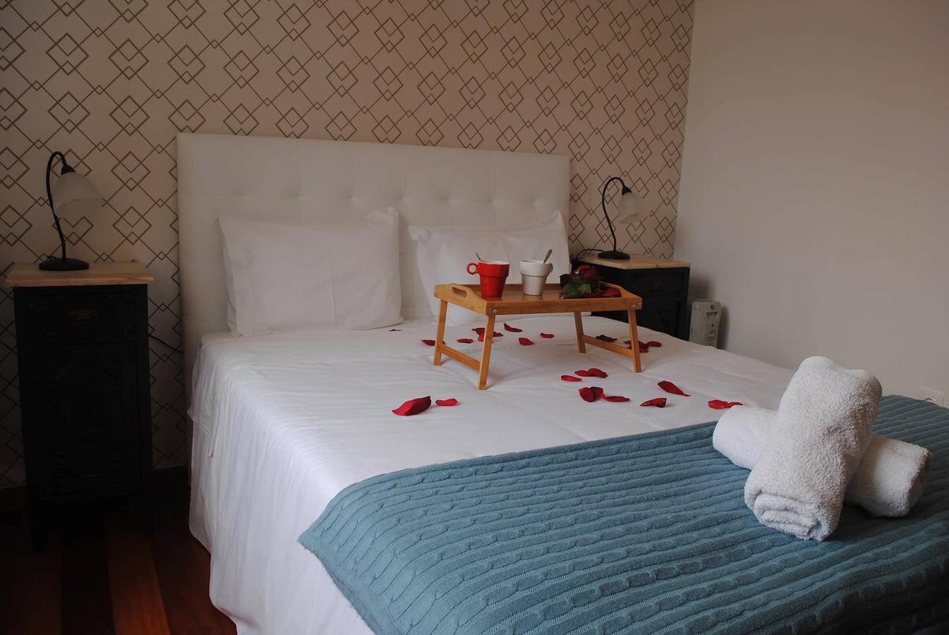 Vila Rosa - Casa renovada com vista para o mar in Lazareto, Funchal (Santa Maria Maior)