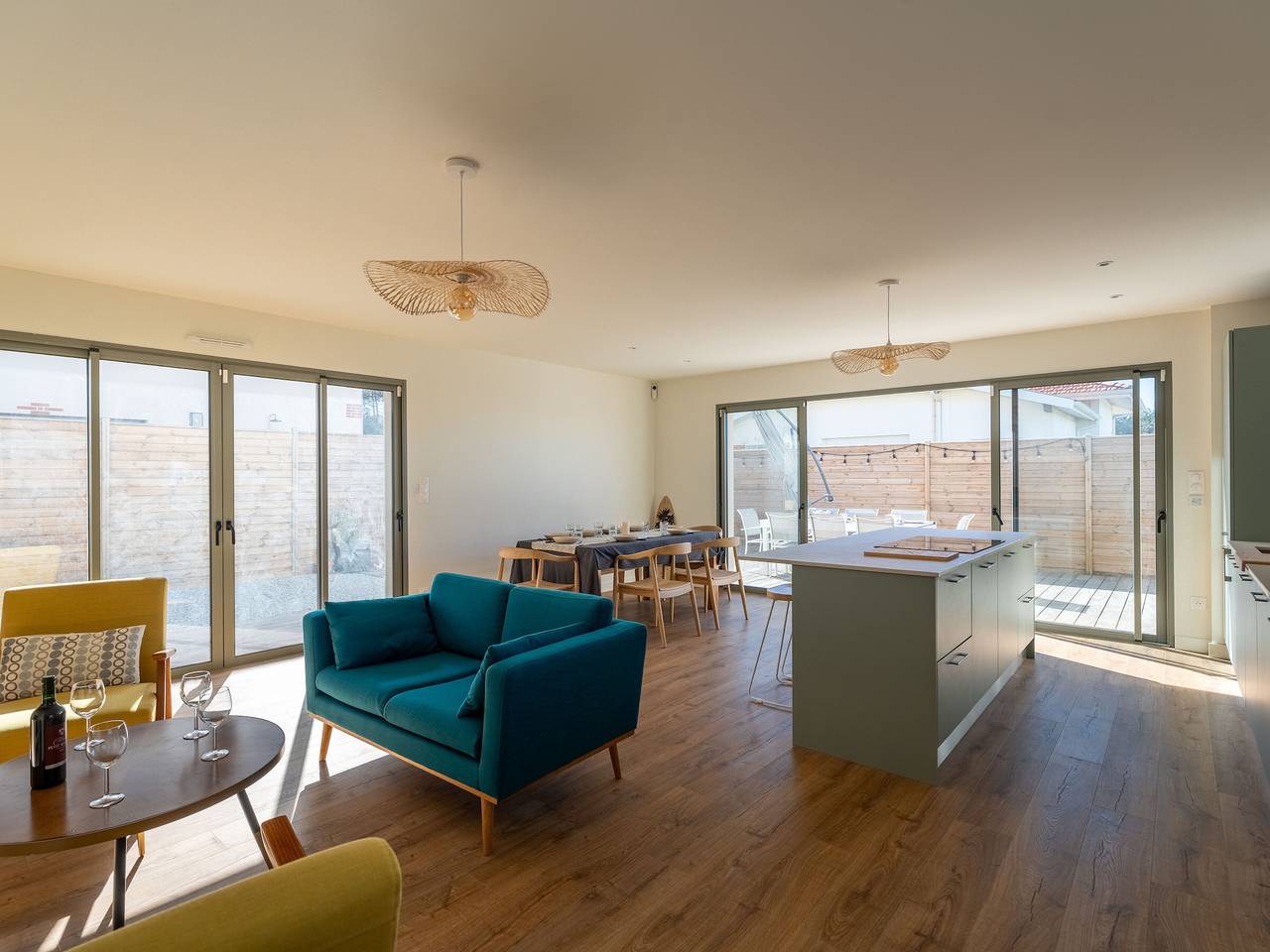 Neues Haus nahe am Ozean, Terrasse, Parkplatz, 8 Pers in Biscarrosse Plage, Biscarrosse