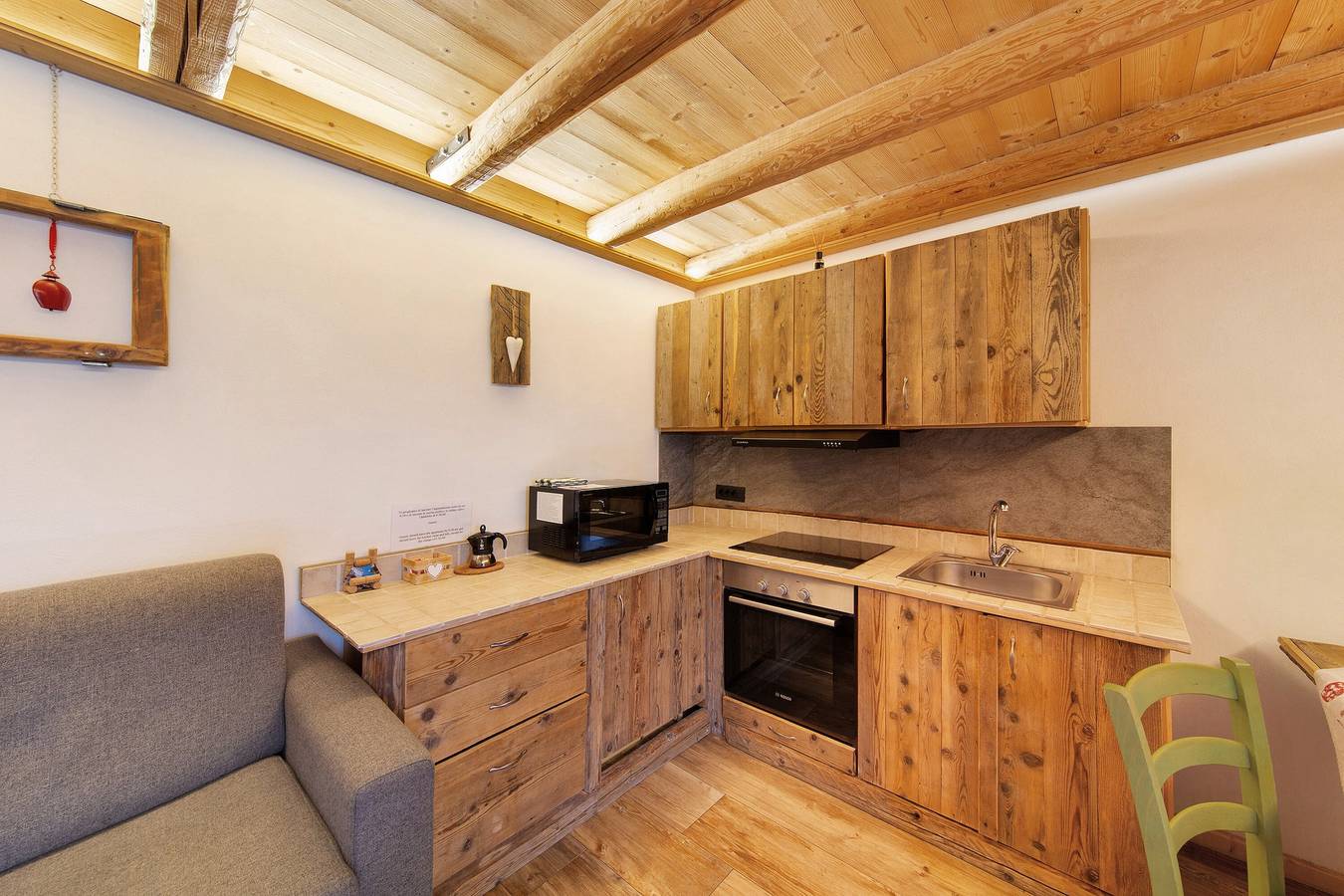 Ganze Wohnung, Ferienwohnung 'Veleza' mit Bergblick und Gemeinschaftsgarten in Auronzo di Cadore, Sextener Dolomiten