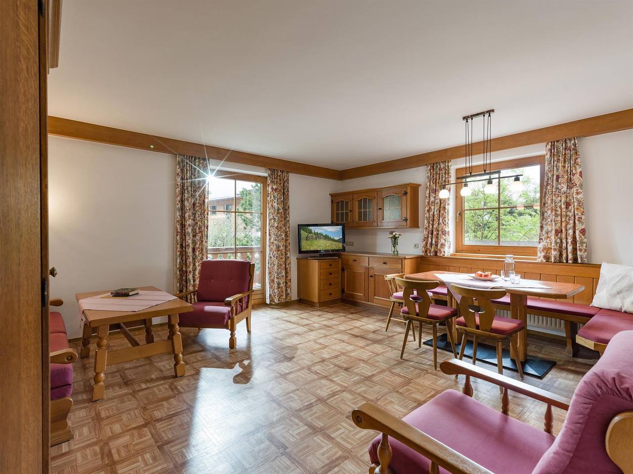Geheel vakantieappartement, 3-Zimmer-Appartement in Maurach, Eben am Achensee