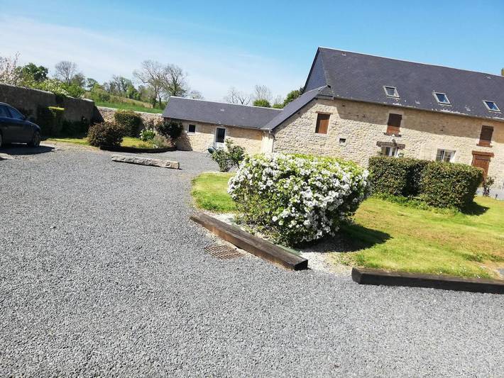 Location de vacances pour 2 personnes, avec terrasse et jardin à Asnières-en-Bessin - 3