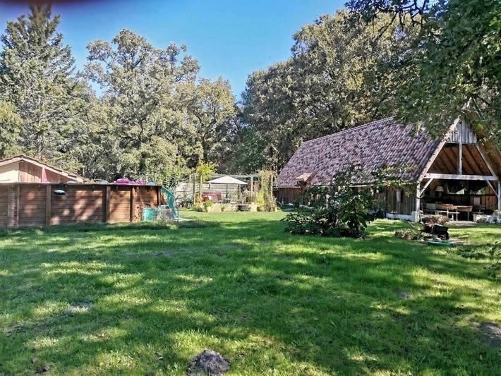 Maison de campagne pour 6 personnes, avec jardin ainsi que piscine et vue, animaux acceptés à Allons