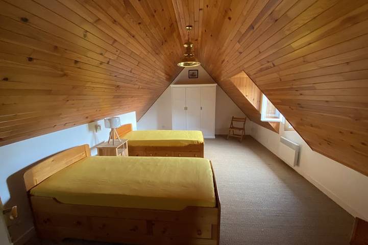 Location de vacances pour 6 personnes, avec terrasse et jardin à Gouesnach - 2