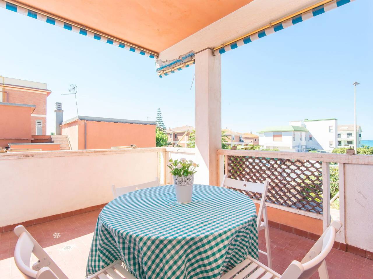 Ganze Wohnung, Giuliana - Giuliana 102.1 in Torvaianica, Rom Provinz