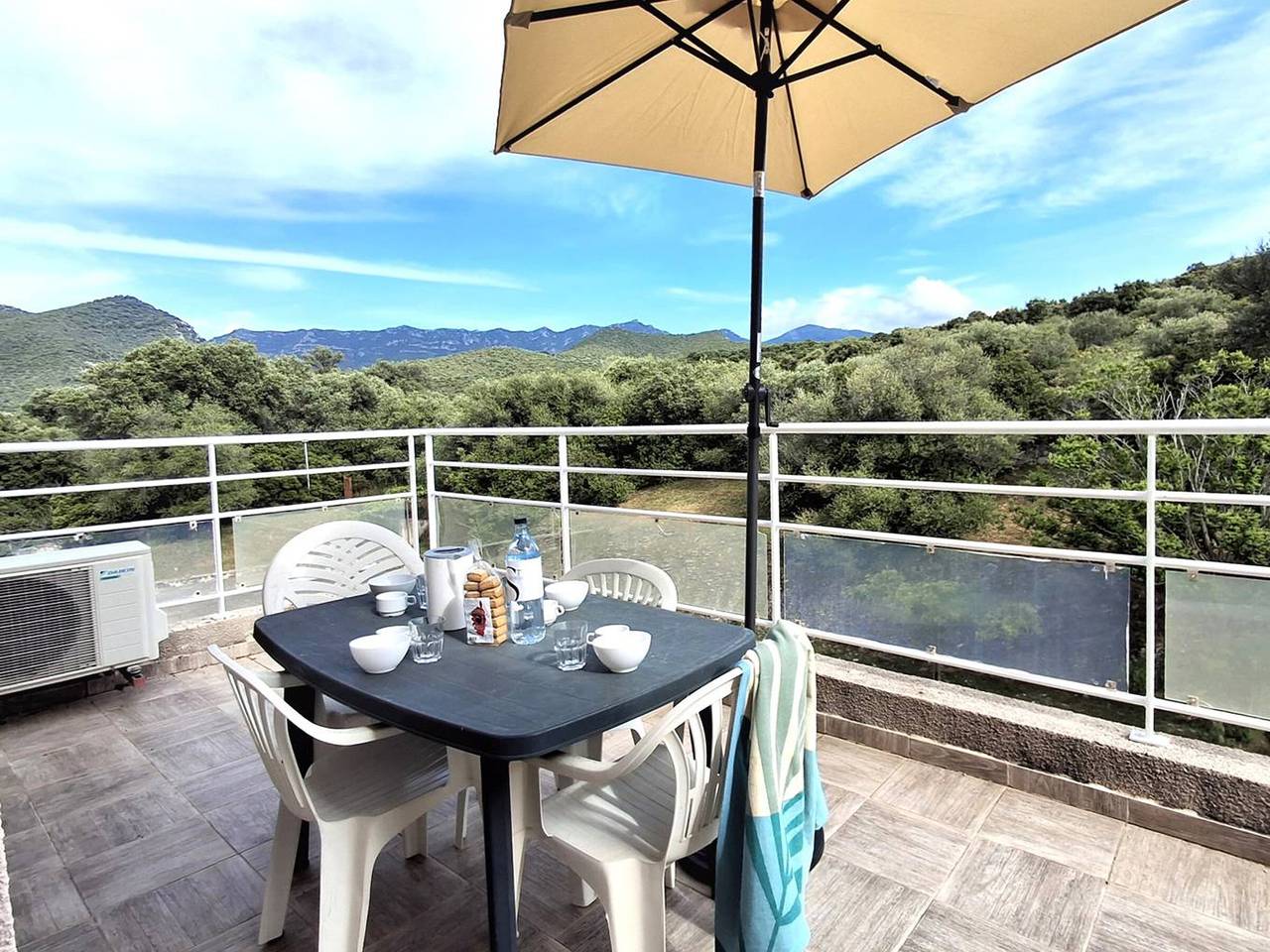 Location De Vacances pour 4 Personnes dans Saint-Florent, Cap Corse