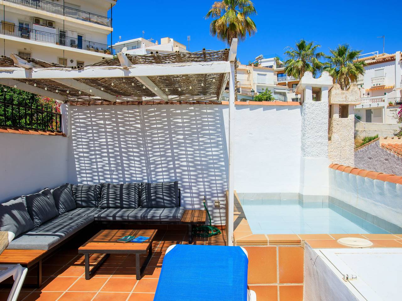 Amanda in Playa de Burriana, Nerja