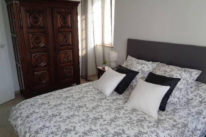 Location de vacances pour 6 personnes, avec Balcon ainsi que Jacuzzi et Jardin à Saint-Jean-Pied-de-Port - 4