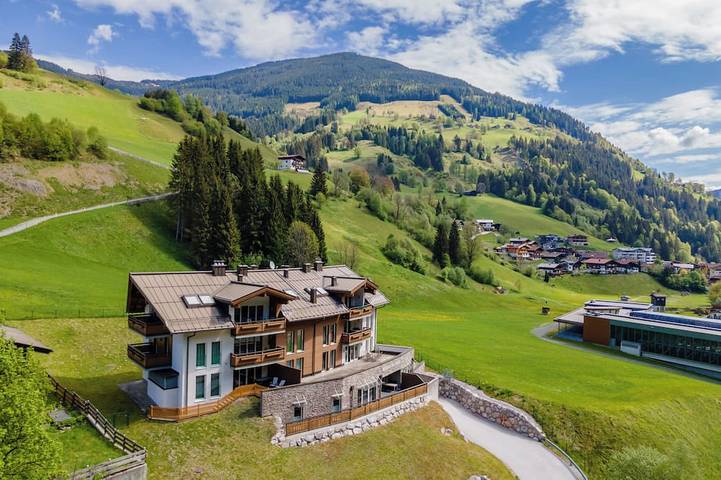 Ferienwohnung für 12 Personen, mit Terrasse in Saalbach-Hinterglemm-Leogang