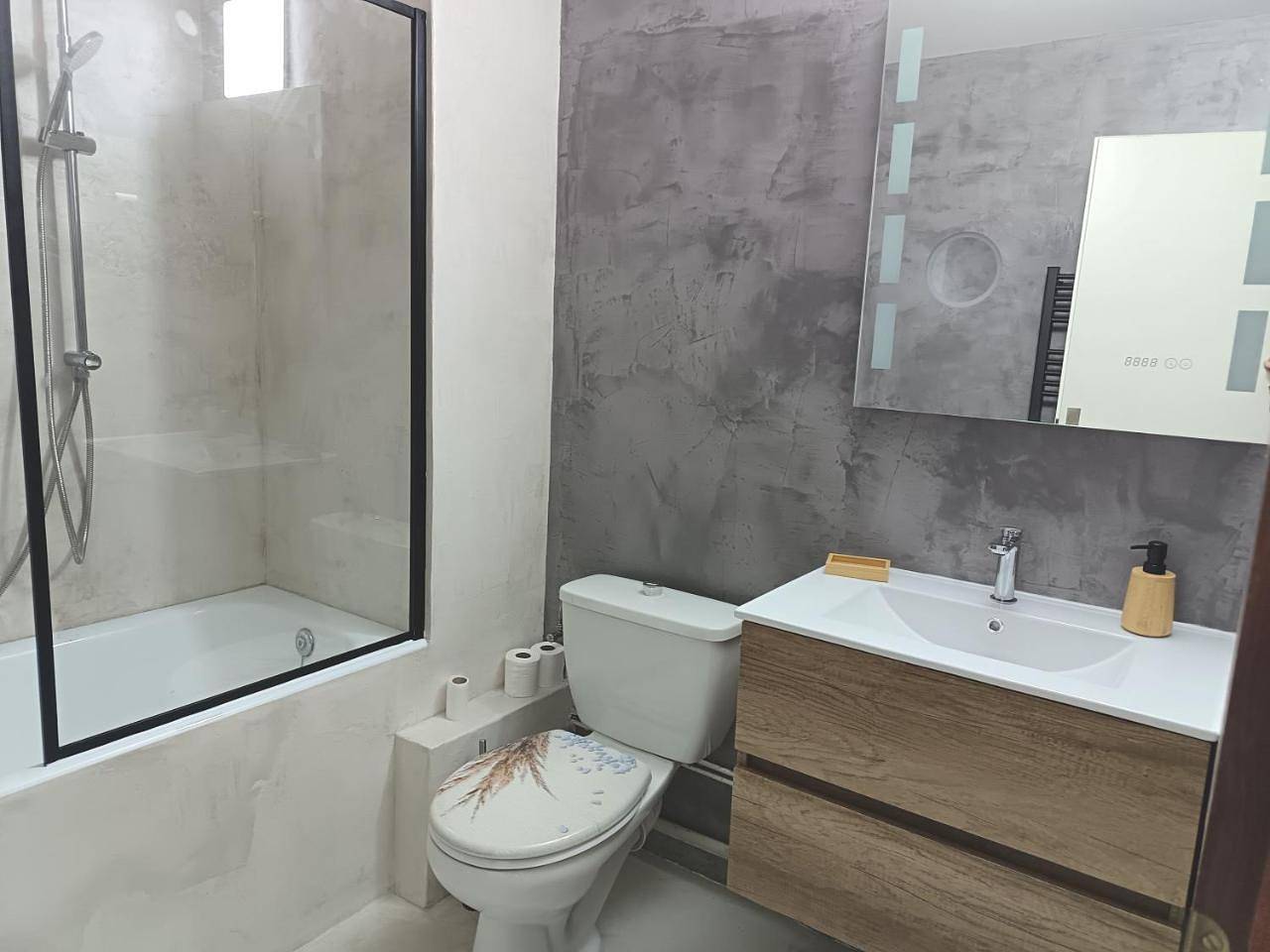Appartement entier, One-Bedroom Apartment in Trois-Épis, Turckheim