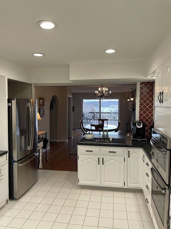 Vacation rental for 16 people, with balcony on Lake Ozark