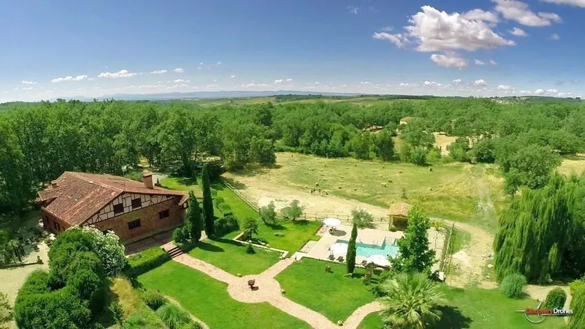Chalet para 12 personas, con vistas además de piscina y jardín, Se admiten mascotas - 1