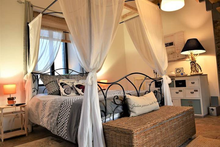 Gîte pour 4 personnes, avec jardin à Bagard - 2