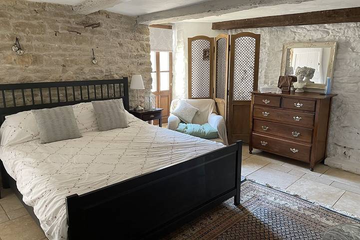 Gîte pour 6 personnes, avec jardin et terrasse, animaux acceptés à Caylus - 3