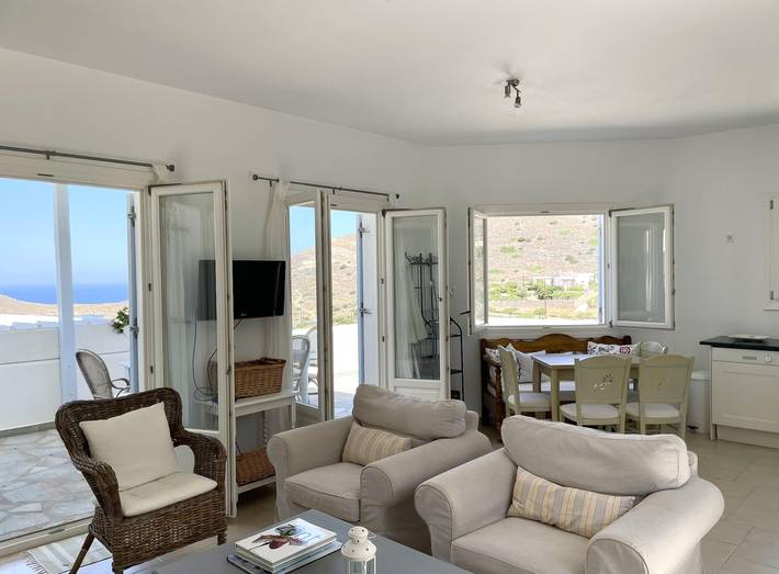 Location de vacances pour 6 personnes, avec jardin et vue sur l’océan dans Syros - 4