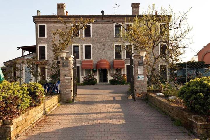 Bed and breakfast per 7 persone, con giardino - 1