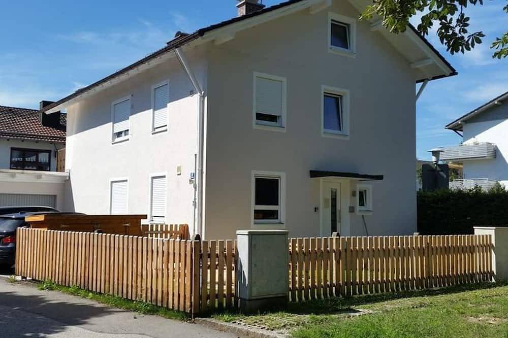 Entire apartment, Ferienwohnung 1 - Ferienwohnungen Thomas Streidl in Seeshaupt, Starnberger See