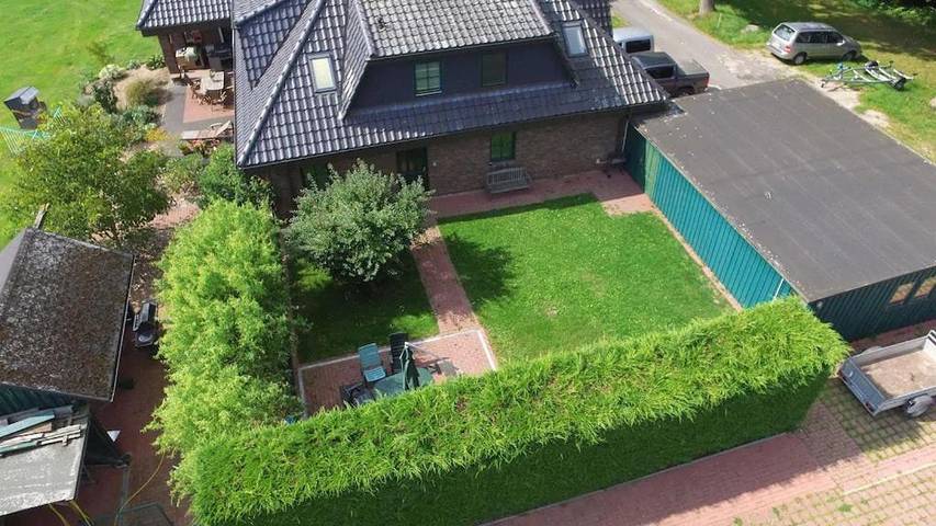 Ferienwohnung für 6 Personen, mit Terrasse und Garten sowie Ausblick