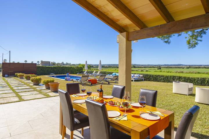 Villa Ambient / Sa Finqueta in Muro, Coast of Mallorca