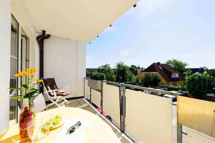 Ferienwohnung für 2 Personen, mit Balkon in Zingst - 2