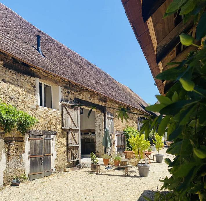 Gîte pour 4 personnes, avec jacuzzi et piscine, adapté aux familles