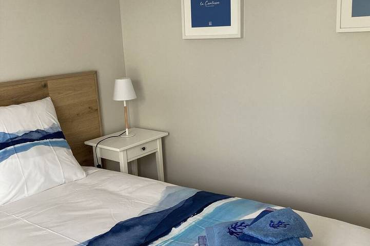 Entire apartment, Beautiful apartment with a view of the ocean, 300 m from the beach in Saint-Quay-Portrieux, Côte de Goëlo