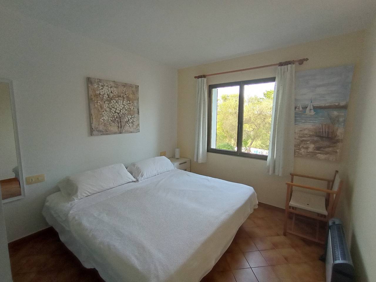 Appartement Miramar in Son Bou met groot terras, zeezicht en privézwembad in het groen, foto 13
