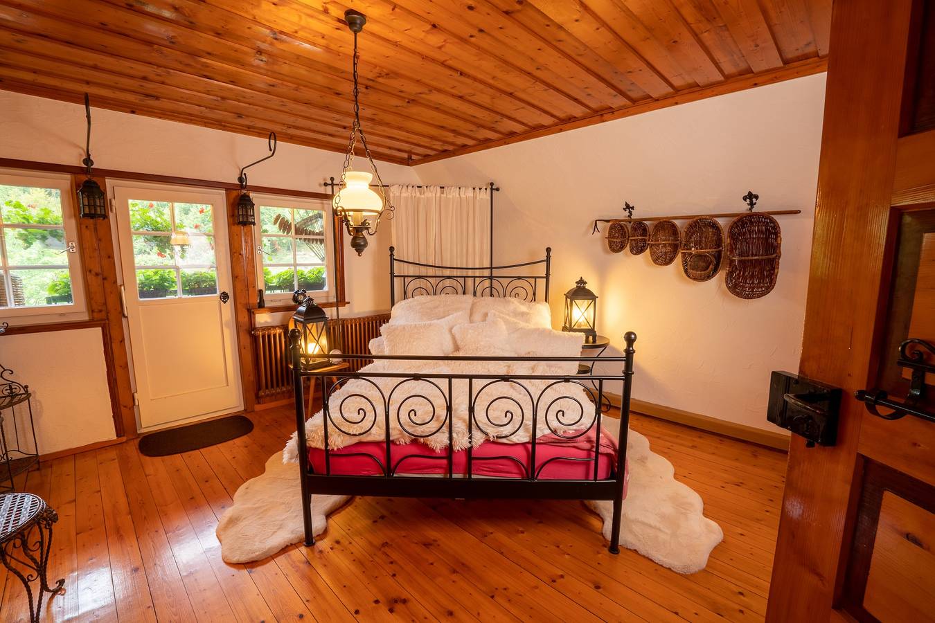 Schwarzwaldhaus Wolftal – Historisches Jagdanwesen, Park und Wildbach im Schwarzwald in Bad Rippoldsau-Schapbach, Mittlerer Schwarzwald