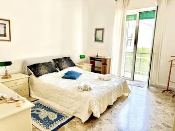 Gîte pour 2 personnes, avec terrasse et vue, animaux acceptés à Noicàttaro