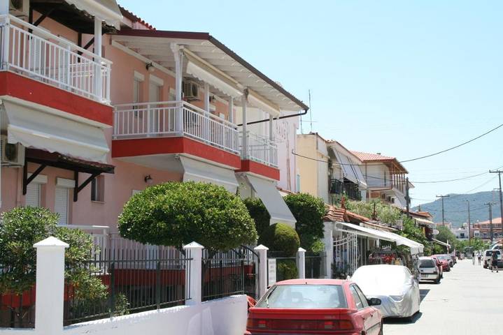 Ferienhaus für 2 Personen, mit Terrasse und Ausblick in Sarti - 2